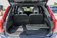 Garantie de 12 mois, kilométrage illimité : Offerte directement par Volvo Cars Canada, elle couvre d... (image 8)