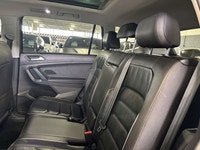 FEATURING : 4MOTION AWD, PANORAMIC ROOF, MULTI DRIVE MODES, REMOTE START, HIGHLY EQUIPPED! FINISHED... (image 7)