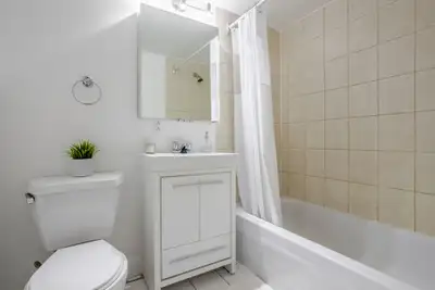 Studio,louer,rent,downtown, Montréal, centre-ville, View more