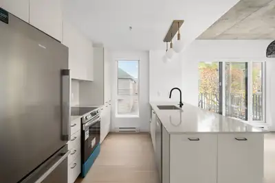 5.5-condo appartement a louer a Rosemont-boulevard Saint-Joseph, View more