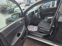 "• Power_Steering • Power_Brakes • Power_Windows • Power_Mirrors • Power_Locks • Cruise_Control • Al... (image 8)