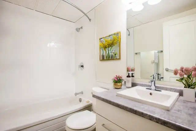 Landmark Towers - 2 Bedroom Apartment for Rent in Long Term Rentals in London - Image 11
