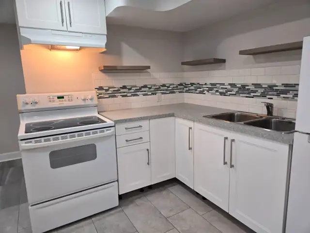 Lower Studio Unit 1 Bathroom