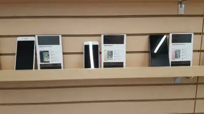 SPRING SALE iPhone 5S 5C SE 16GB 32GB 64GB Unlocked  1YR WAR, View more