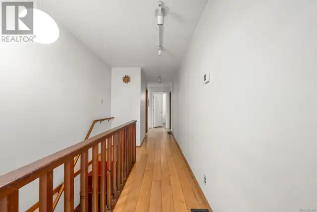 9900 Greenhill Rd Denman Island, British Columbia in Houses for Sale in Comox / Courtenay / Cumberland - Image 27