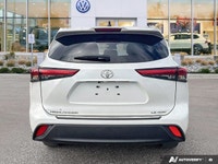 This Toyota Highlander delivers a Intercooled Turbo Regular Unleaded I-4 2.4 L/146 engine powering t... (image 3)