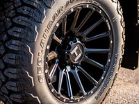 Adds: 2 Inch BDS Lift With NX Shocks & Black Shock Boots 20x10 Hostile Typhoon Wheels 35X12.50R20 Yo... (image 1)