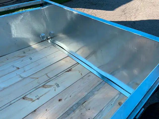 5 X 10 UTILITY TRAILER in Cargo & Utility Trailers in Hamilton - Image 5