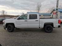 • Power_Steering • Power_Brakes • Power_Windows • Power_Mirrors • Power_Locks • Air_Conditioning • T... (image 1)