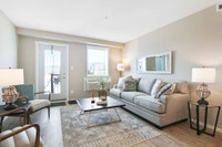 Broadstreet’s Lakeview Ridge offers 1, 2, and 3 bedroom pet friendly apartments and 3 bedroom townho... (image 6)