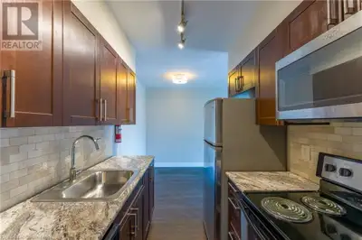 326 HUNTER Street E Unit# 303 Hamilton, Ontario