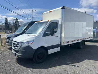 See Dealer Website for Details. 2019 Mercedes-Benz Cabine châssis Sprinter 3500 CUBE 16pieds GARANTI...