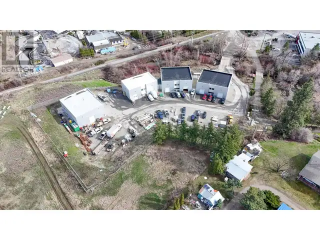 2840 - 2848 Fenwick Road Kelowna, British Columbia62864380952321121