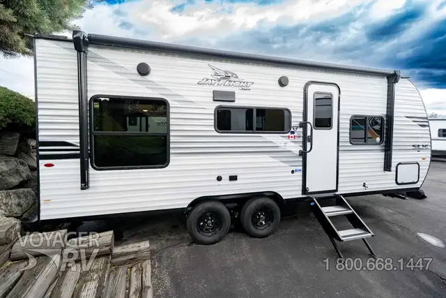 2026 Jayco Jay Flight SLX 210QBW in Travel Trailers & Campers in Kelowna - Image 3