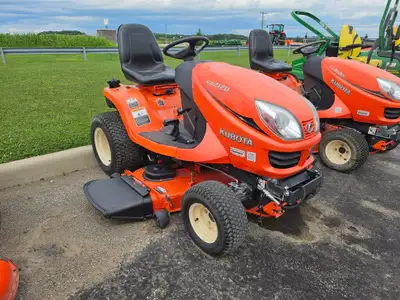 48in. deck AND front mount blower New/Used : Used Condition : Good Hours : 397 hrs 2014 Kubota 2014...