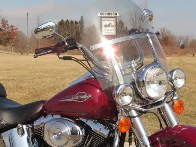 2006 Harley-Davidson FLSTC Heritage Softail Classic in Sport Touring in Leamington - Image 4