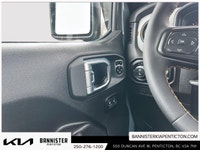 2024 Jeep Gladiator Nighthawk | No Accidents | One Owner | Heated Seats | Back up Camera | Heated St... (image 9)