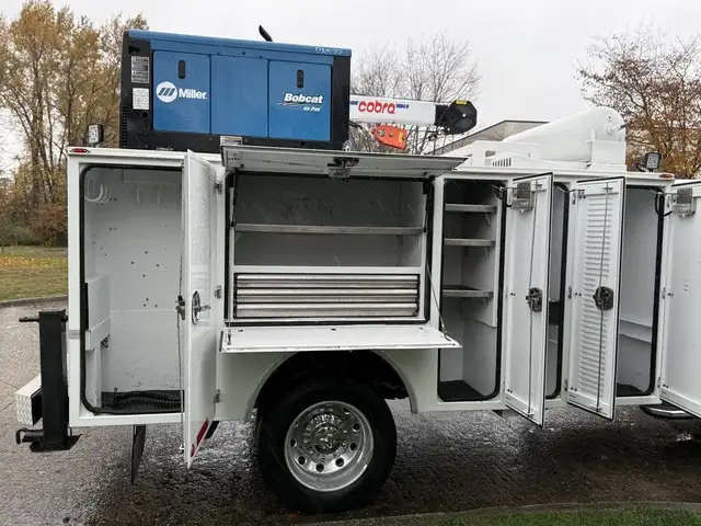 2024 Ram 5500 Heavy Duty Laramie 4x4 Crew Cab Cummins Service Tr in Heavy Trucks in Regina - Image 28