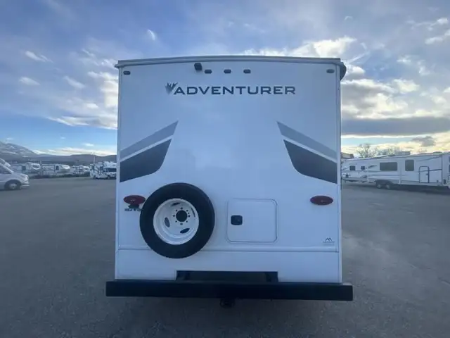 2024 Adventurer LP Class C Adventurer 23RB in RVs & Motorhomes in Kelowna - Image 9