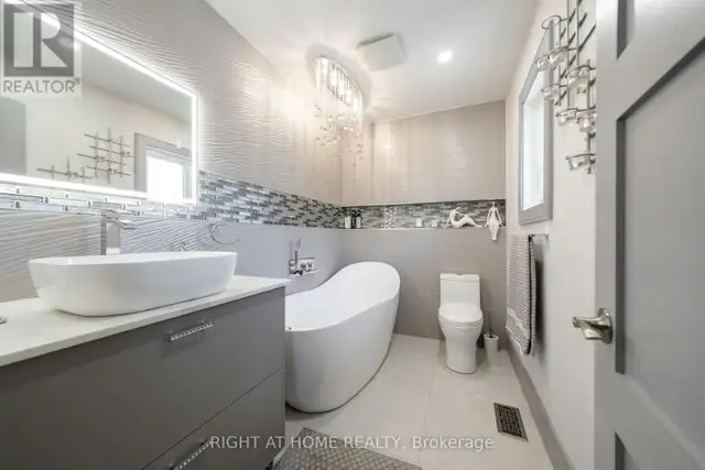 560 CONCESSION ROAD 15 W Tiny, Ontario in Houses for Sale in Barrie - Image 23