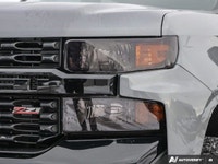 6-Speed Automatic Electronic with Overdrive, 4WD, Black Cloth. 2021 Chevrolet Silverado 1500 Custom... (image 5)