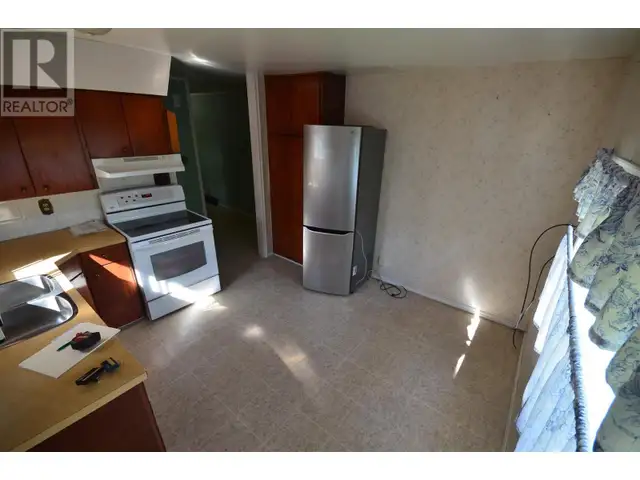 10874 261 ROAD Fort St. John, British Columbia in Houses for Sale in Fort St. John - Image 32