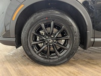 *PENDING* Price includes: Block heater, Air Conditioning, and Tire Tax. Price/Payments do not includ... (image 9)
