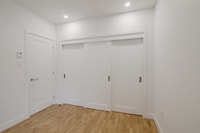 Renovated Akelius one bedroom apartment for rent. Located near de Maisonneuve West in the Notre-Dame... (image 4)