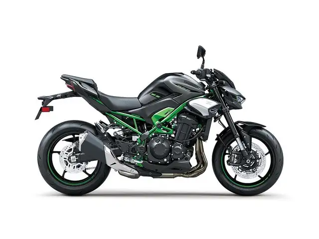 2025 Kawasaki Z900 in Sport Touring in Ottawa - Image 17