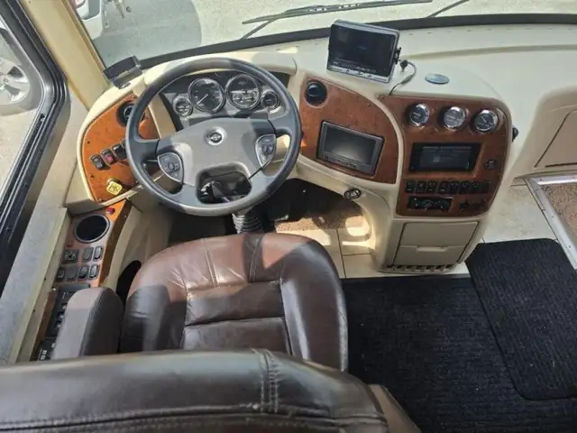 2007 Newmar Dutch Star Dutch Star 4307 in RVs & Motorhomes in Penticton - Image 4