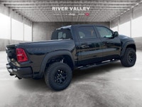 NAVIGATION, ADAPTIVE CRUISE CONTROL, HEATED FRONT SEATS, LEATHER UPHOLSTERY, REMOTE ENGINE START Loo... (image 2)
