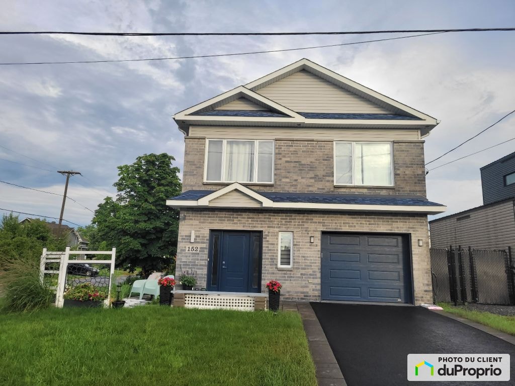 $515,000 - 2 Storey for sale in St-Jacques — photo 2