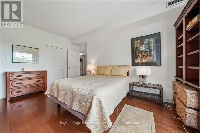 405 - 2511 LAKESHORE ROAD W Oakville (BR Bronte), Ontario in Condos for Sale in Oakville / Halton Region - Image 20