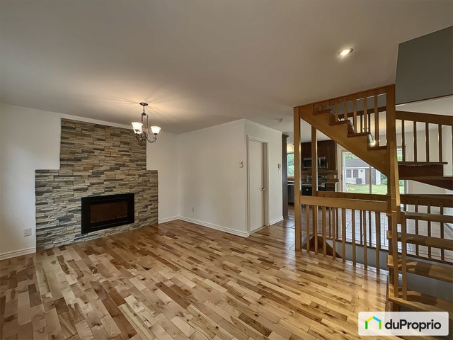 $585,000 - Semi-detached for sale in Ste-Dorothee — photo 2