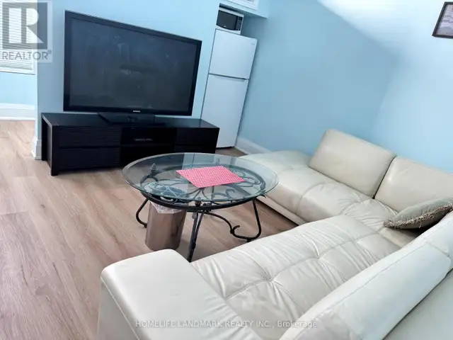 UNIT 3 - 33 LUZON AVENUE Markham (Box Grove), Ontario in Long Term Rentals in Markham / York Region - Image 3