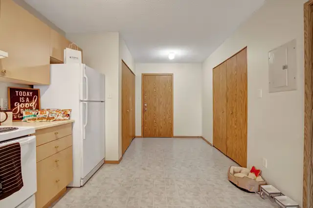 2 Bed x 1 Bath Apartment for Rent on Highland Blvd W. | $1355.00 in Long Term Rentals in Lethbridge - Image 13