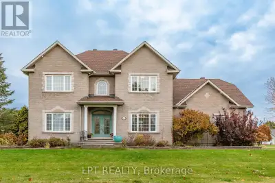 Prestigious Manotick Estates 4-bed executive home on a premium landscaped lot with rare 3-car garage...