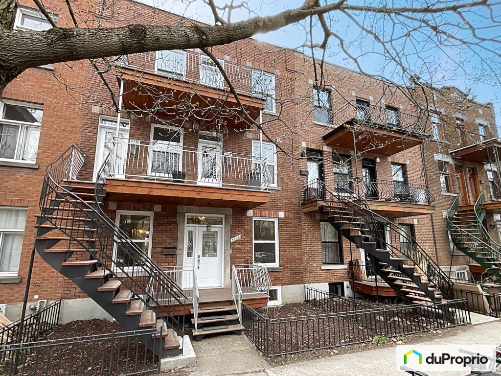 $1,690,000 - Triplex for sale in Rosemont / La Petite Patrie — photo 1