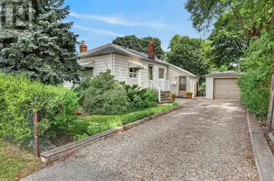 Opportunity/Options for this Unique Bungalow! A perfect Condo Alternative. This "Home Sweet Home" is...