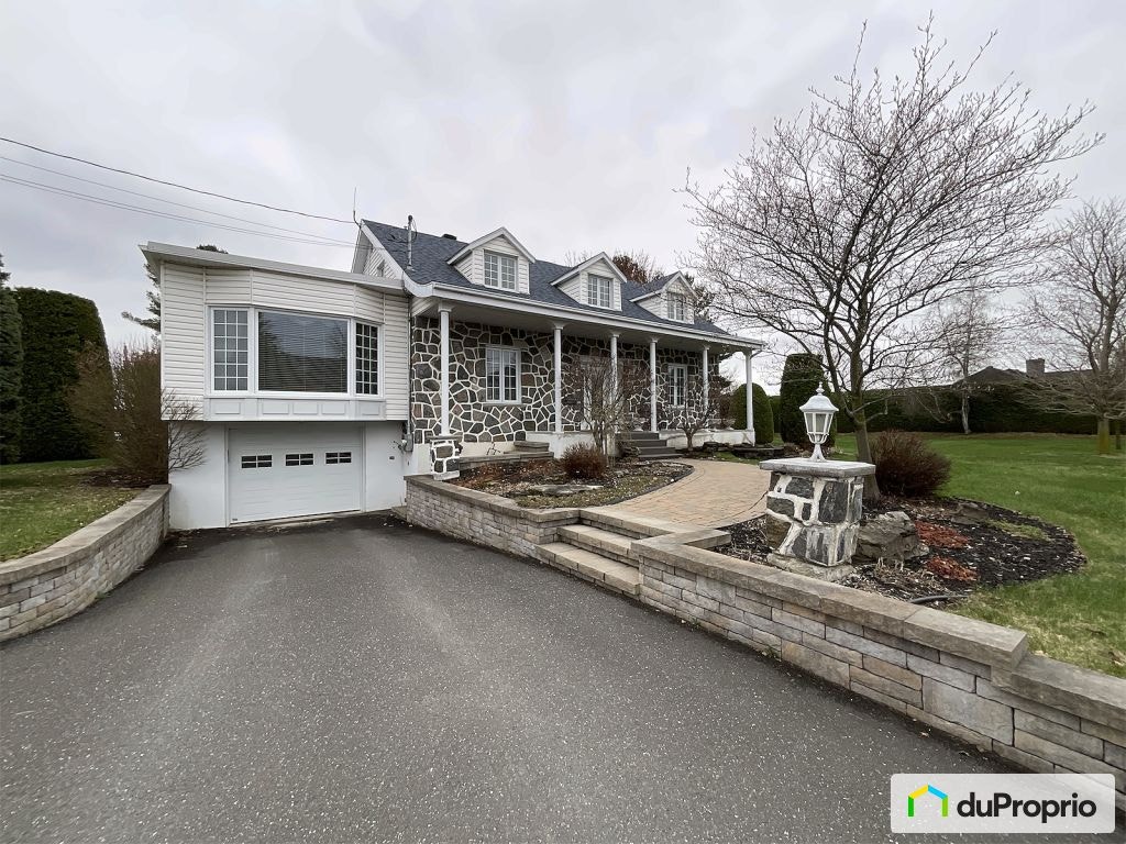 $639,000 - 2 Storey for sale in Drummondville (Drummondville) — photo 1