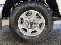 Year End Clearout on Now! Get your best deal on every New and Used Vehicle now at Maclin Ford! ENGIN... (image 6)