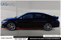 2023 Hyundai Elantra N Base Experience the Hyundai Elantra N Base with only 26589 km on the odometer... (image 5)