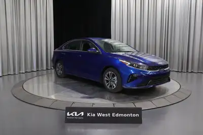 WAS: $27995 NOW: $25995 plus taxes and licensing feesDEMO / LESS THAN 1000KM / HEATED SEATS/WHEEL /...