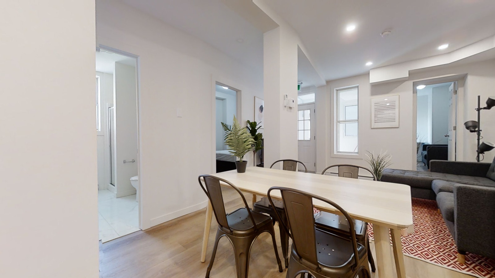 4520 Avenue de l'Hôtel-de-Ville — photo 3