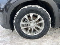 Double L Motors Ltd. 2020 Hyundai Santa Fe AWD Essential Package Selling a 2020 Hyundai Santa Fe AWD... (image 6)