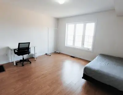 For Rent: Spacious Private Bedroom + Private Washroom, Brampton