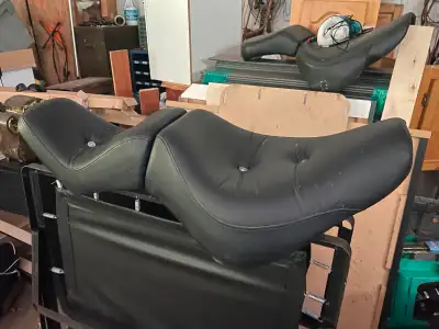 Was on 09 Harley Davidson Softail Custom Leather- Great condition King queen saddle Bought bike new...