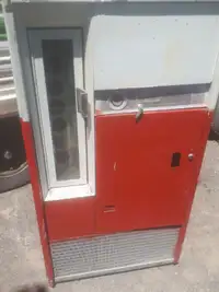 Antique 1963 vendo coke vending machine