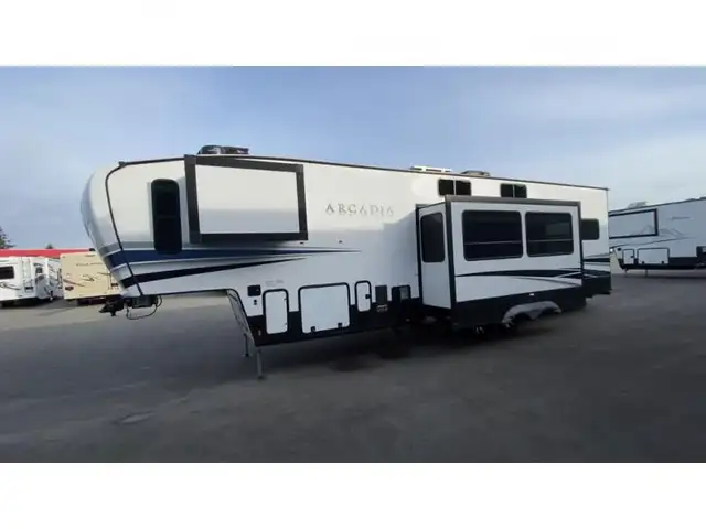 2022 Keystone RV Arcadia 3940LT in Travel Trailers & Campers in Kamloops - Image 11
