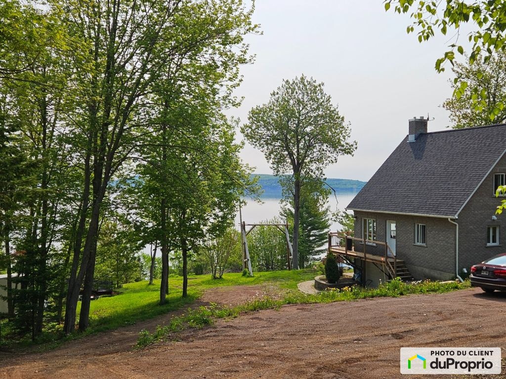 $349,000 - 1 1/2 Storey in Escuminac (Pointe-à-la-Garde) — photo 1